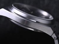 天梭手表表带过松的背后：简易修复指南