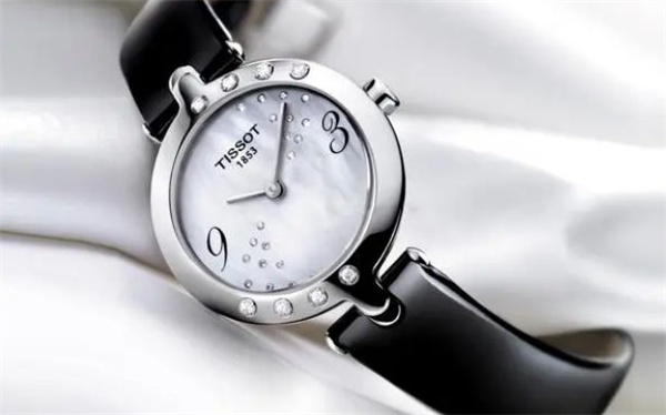 天梭手表表带过短原因是什么(图) 天梭手表表带过短原因是什么(图)